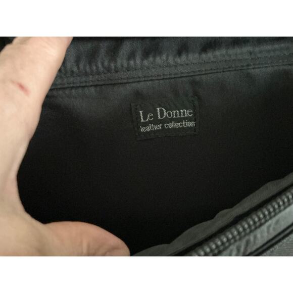 Le Donne Leather Simple Flap Over Crossbody Bag Black - Picture 11 of 16